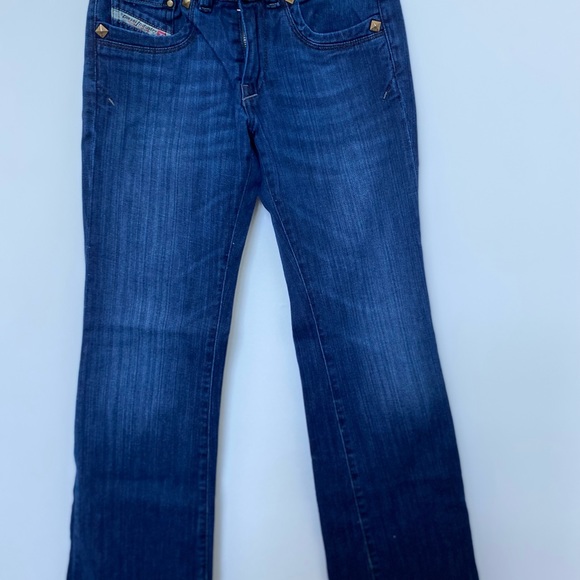 Diesel Jeans for Women Classic Stretch. Size W25 L30. Perfect condition! - Picture 1 of 4